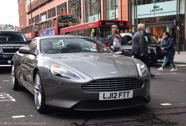 Aston Martin Virage 2011