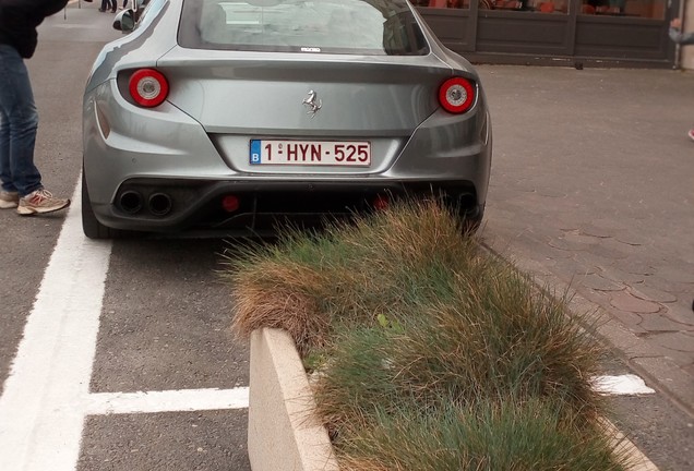 Ferrari FF