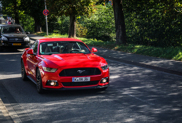 Ford Mustang GT 2015