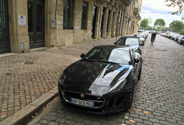 Jaguar F-TYPE R Coupé