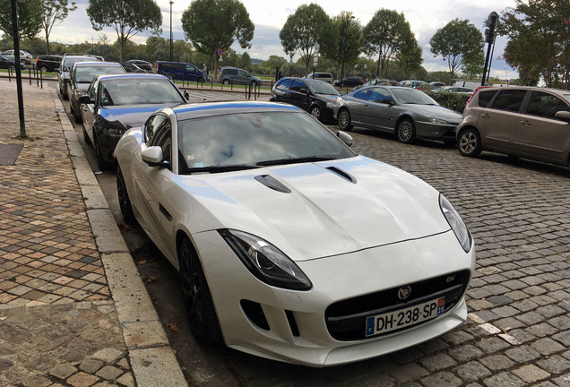 Jaguar F-TYPE S Coupé