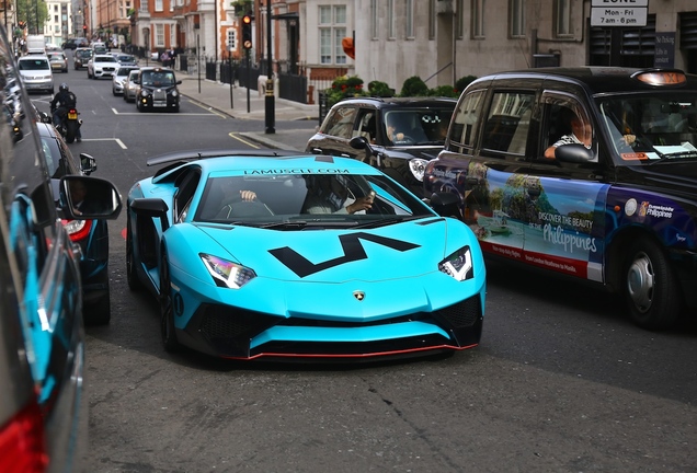 Lamborghini Aventador LP750-4 SuperVeloce