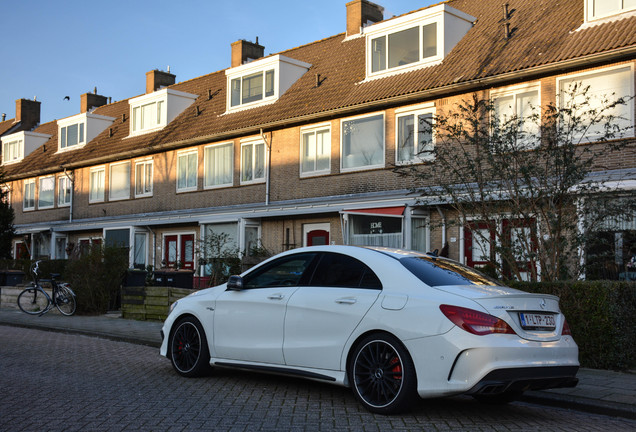 Mercedes-AMG CLA 45 C117