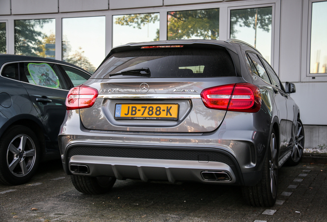 Mercedes-Benz GLA 45 AMG X156