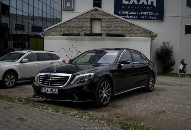 Mercedes-Benz S 63 AMG V222