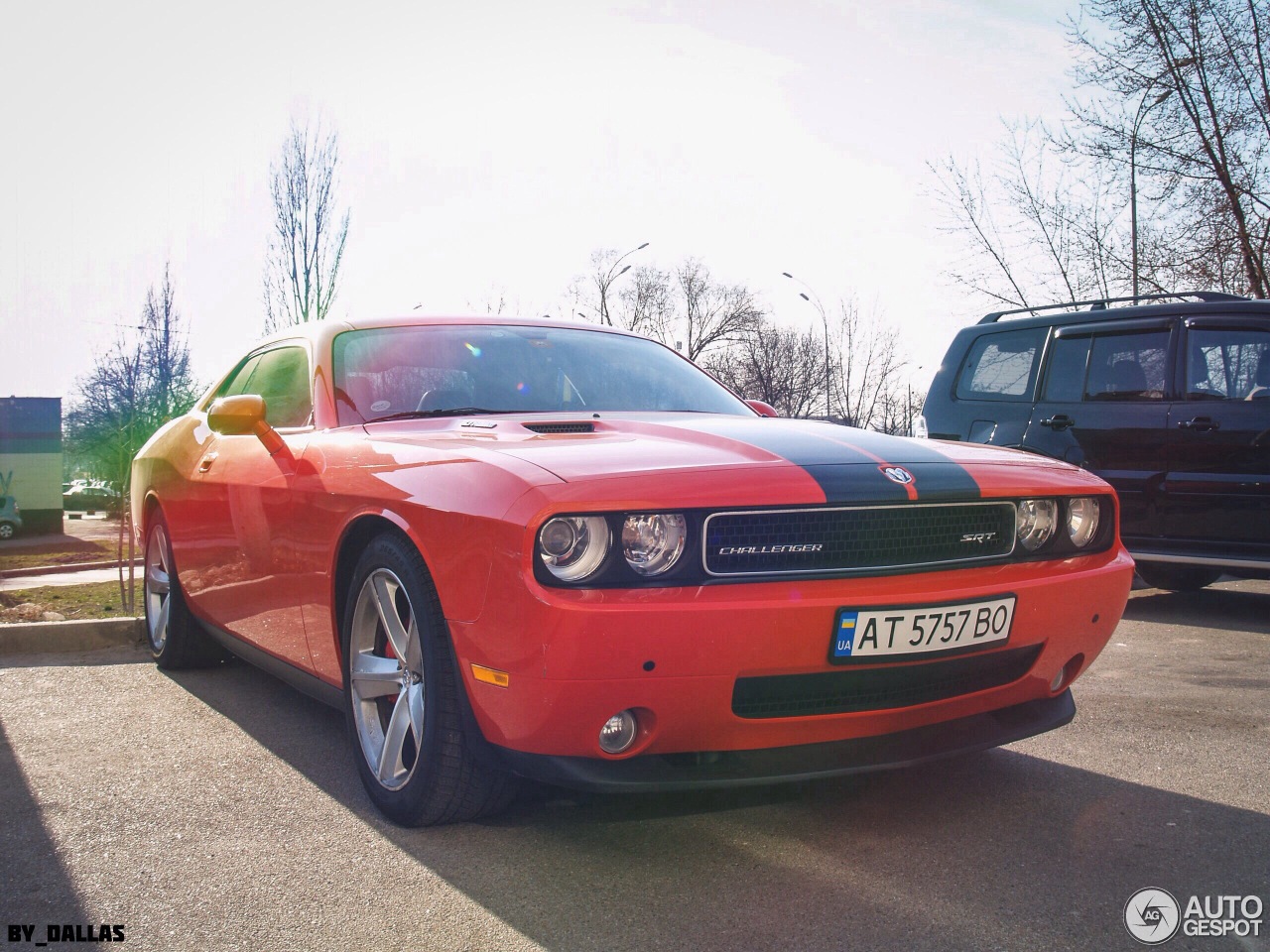 Dodge Challenger SRT-8