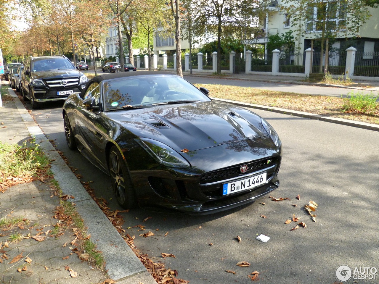 Jaguar F-TYPE R AWD Convertible