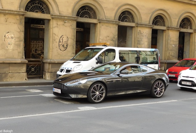 Aston Martin DB9 2013