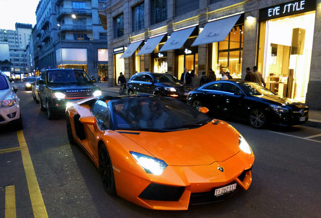 Lamborghini Aventador LP700-4 Roadster