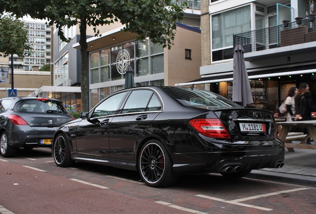 Mercedes-Benz C 63 AMG W204 2012