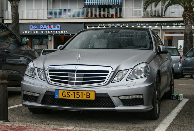 Mercedes-Benz E 63 AMG W212 V8 Biturbo