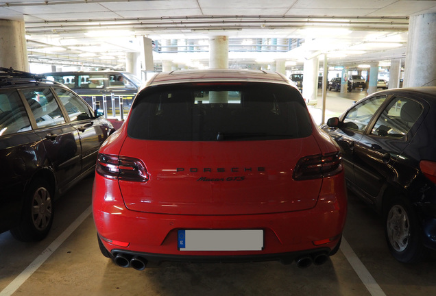 Porsche 95B Macan GTS