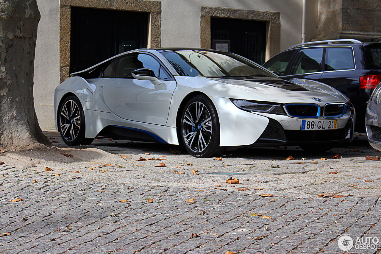 BMW i8