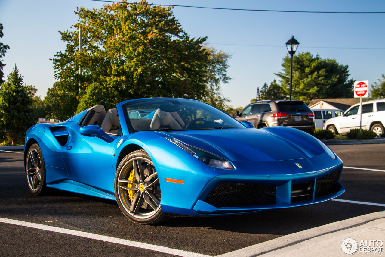 Ferrari 488 Spider