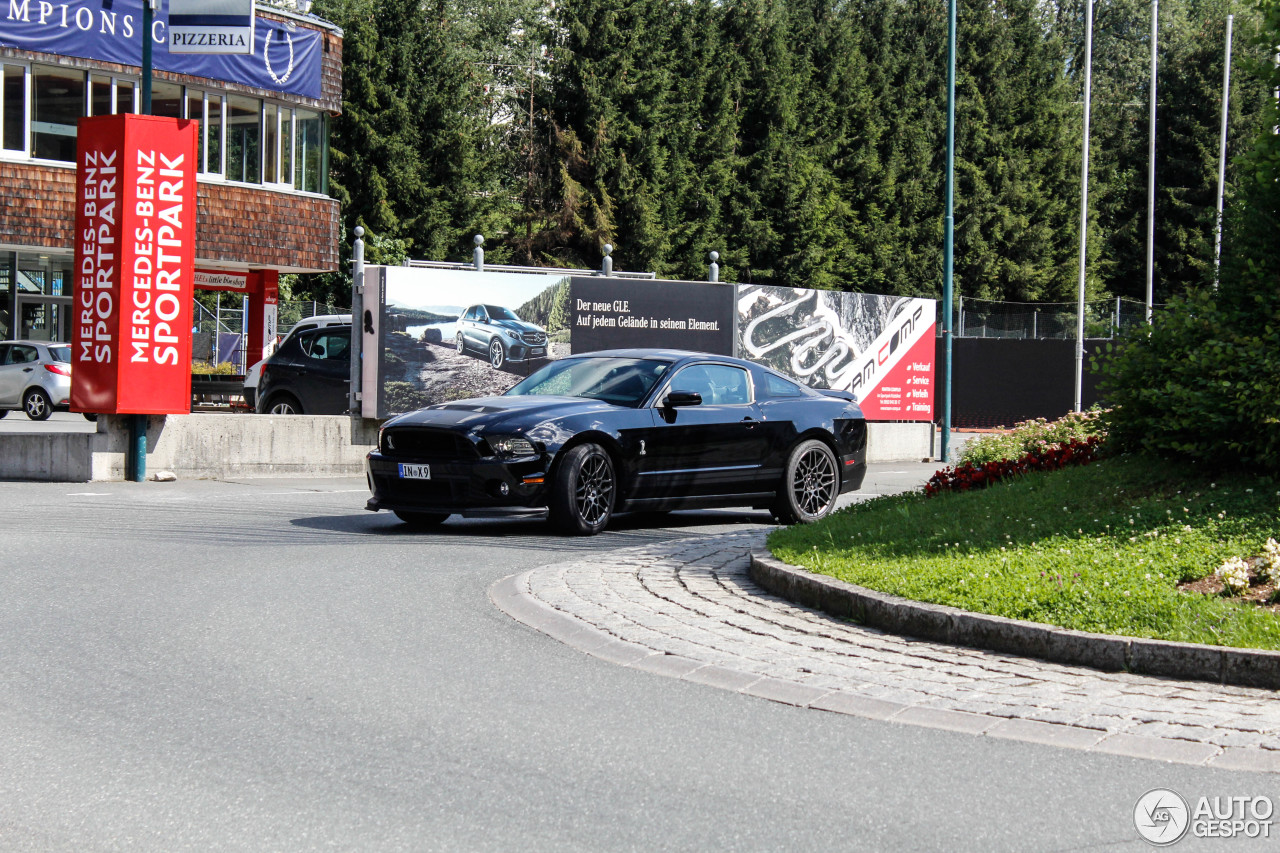 Ford Mustang Shelby GT500 2013