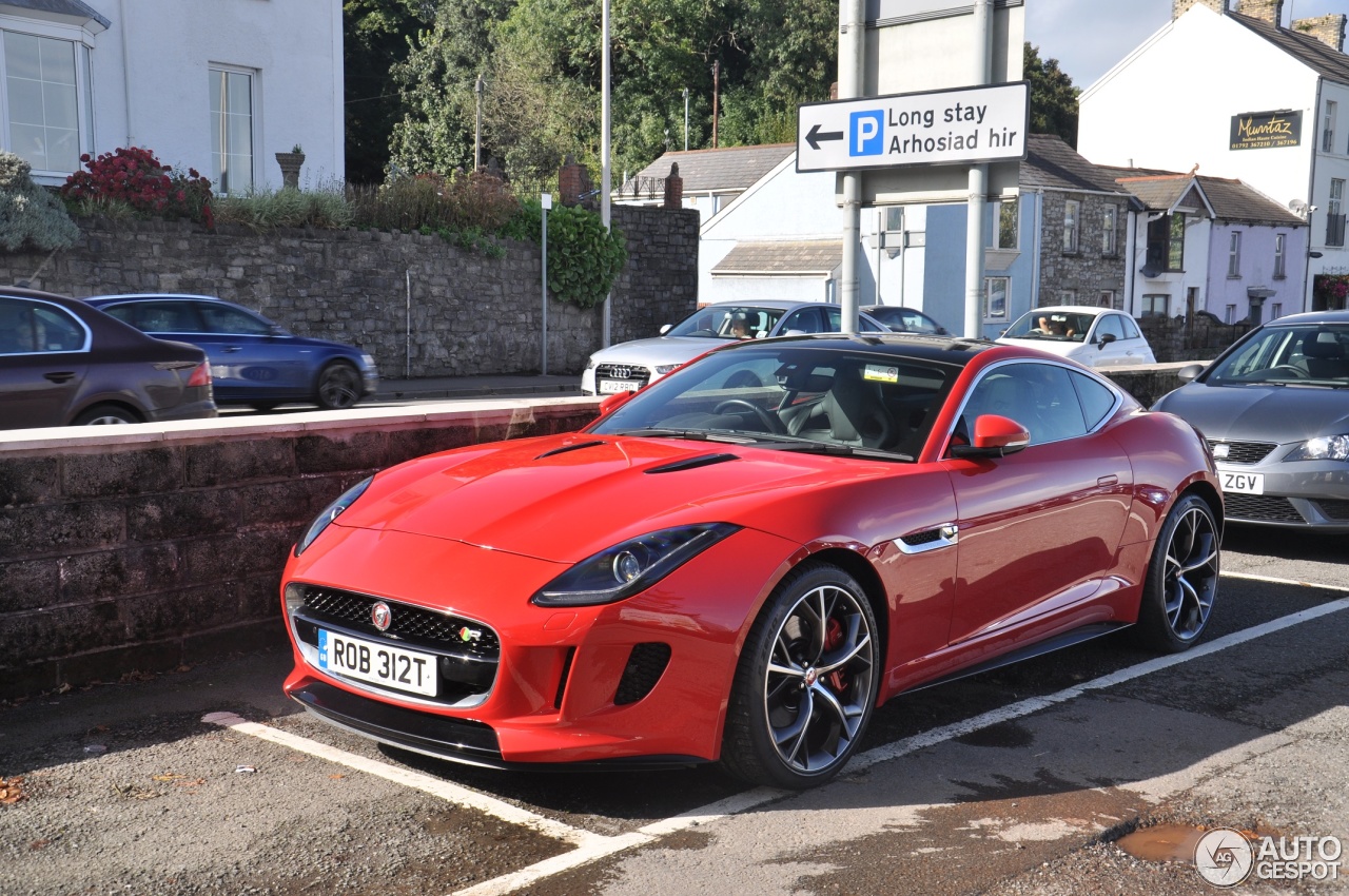 Jaguar F-TYPE R Coupé