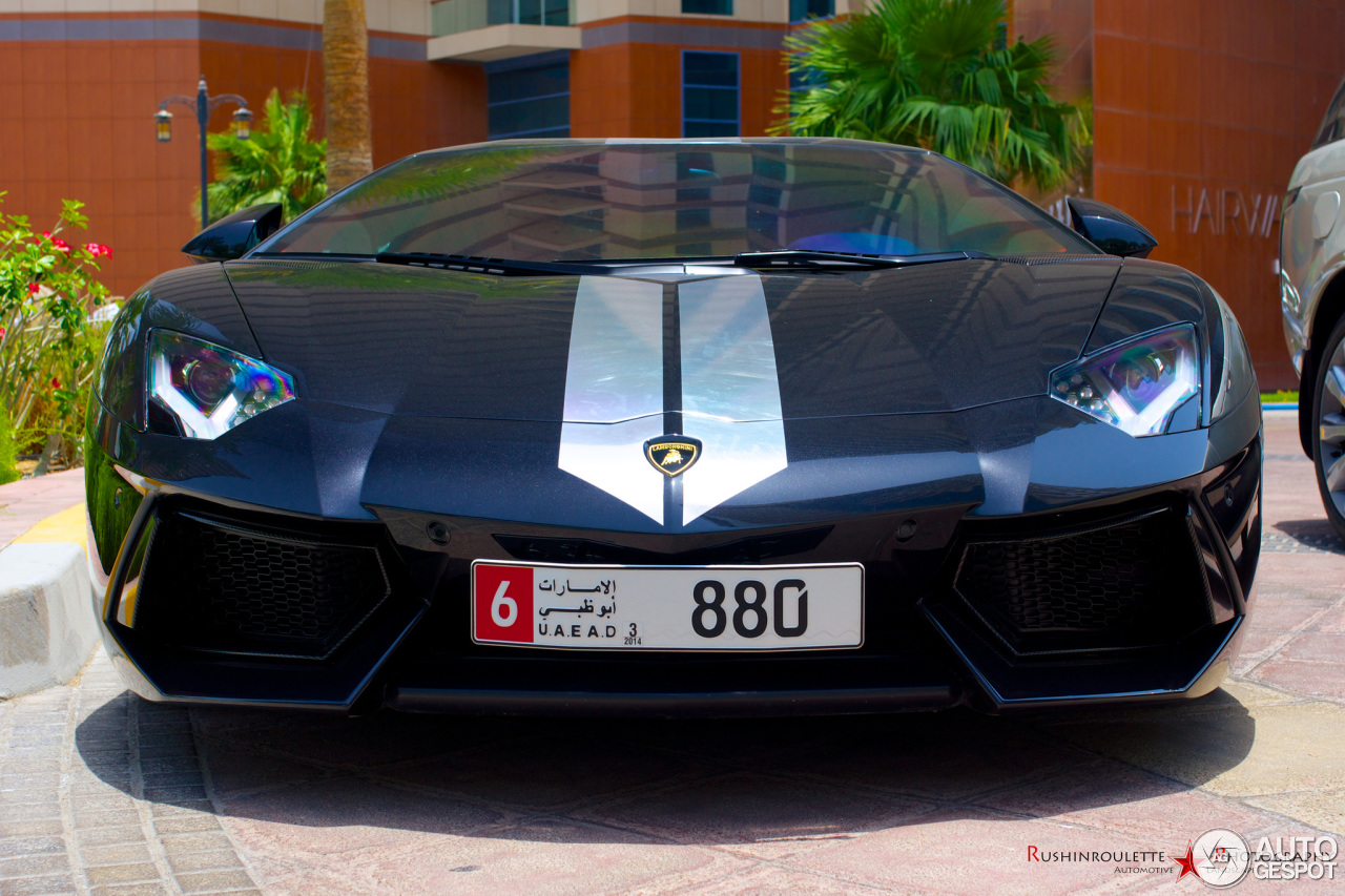 Lamborghini Aventador LP700-4