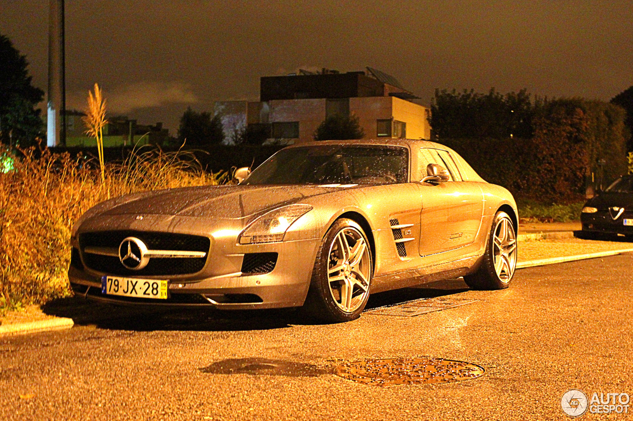 Mercedes-Benz SLS AMG