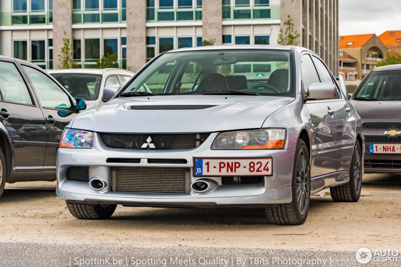 Mitsubishi Lancer Evolution IX