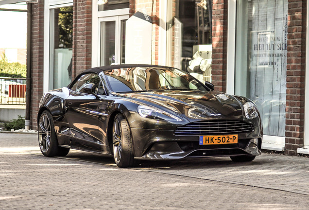 Aston Martin Vanquish Volante