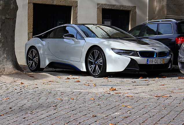 BMW i8