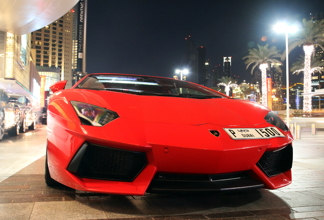 Lamborghini Aventador LP700-4