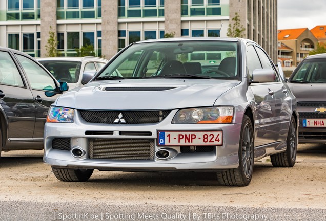 Mitsubishi Lancer Evolution IX