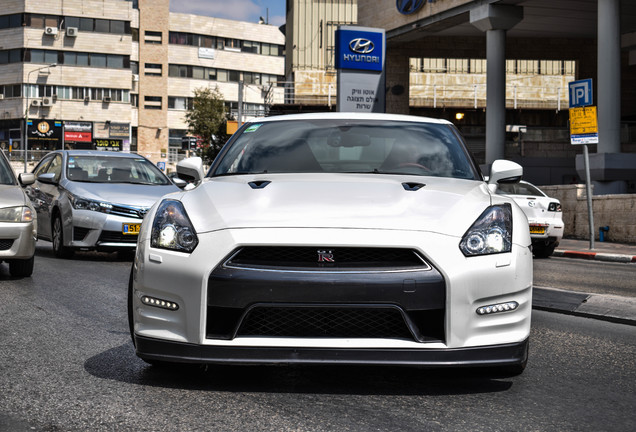 Nissan GT-R 2012