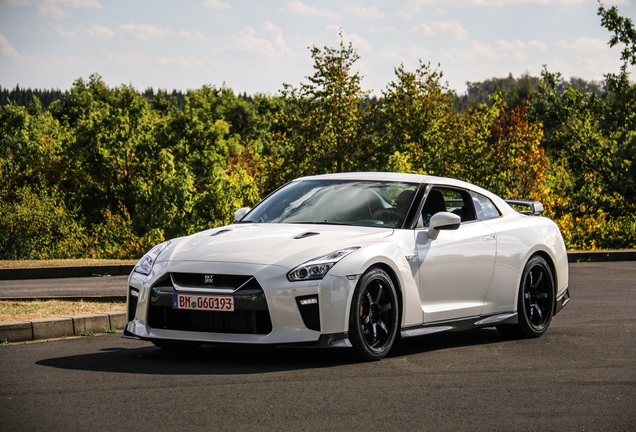 Nissan GT-R 2017 Track Edition