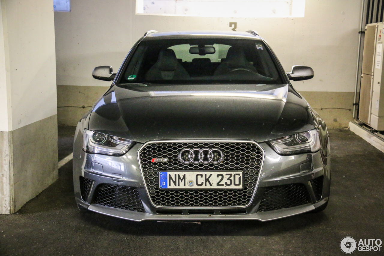 Audi RS4 Avant B8