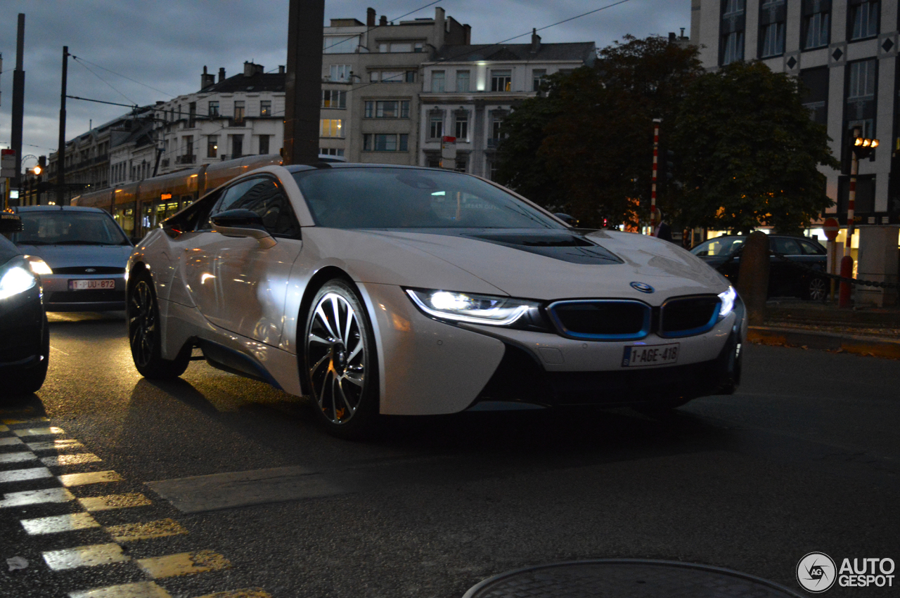 BMW i8