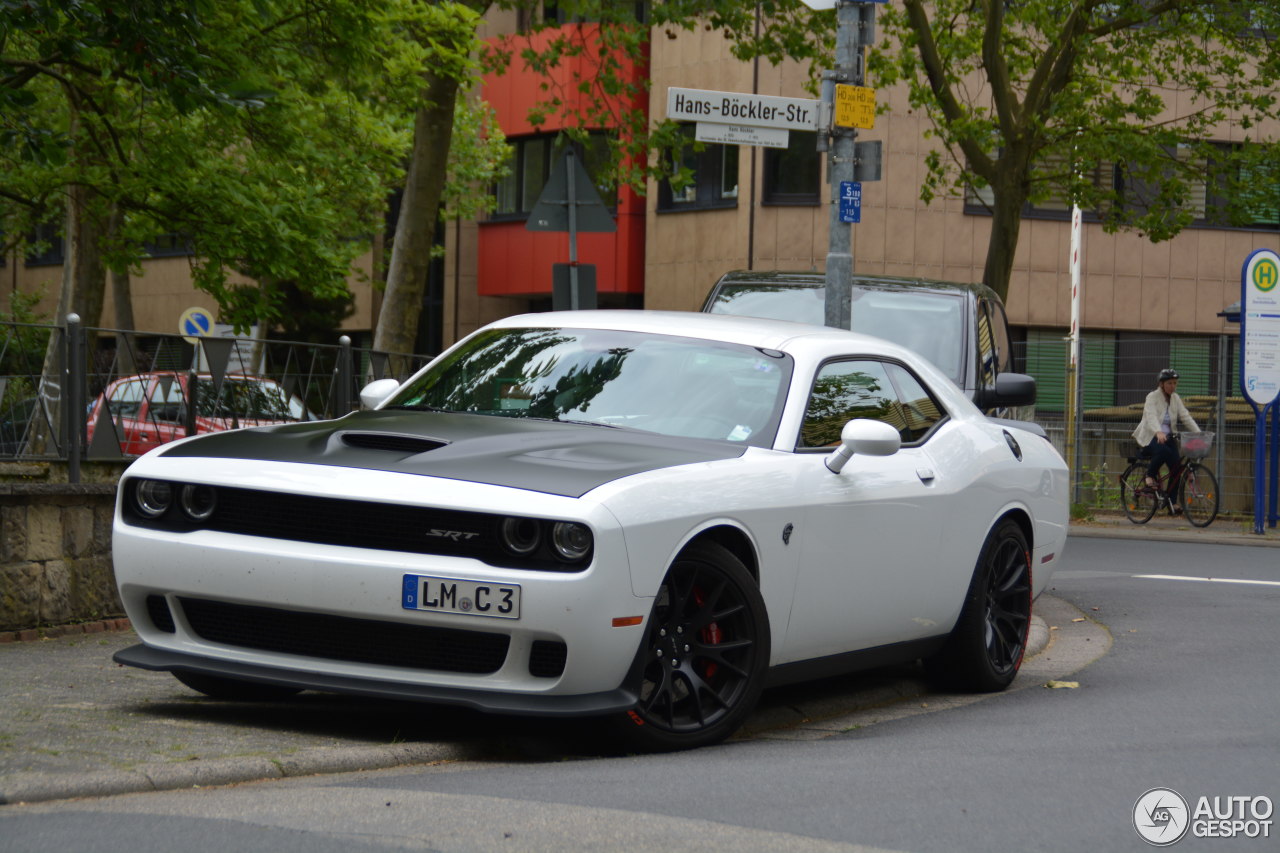 Dodge Challenger SRT Hellcat