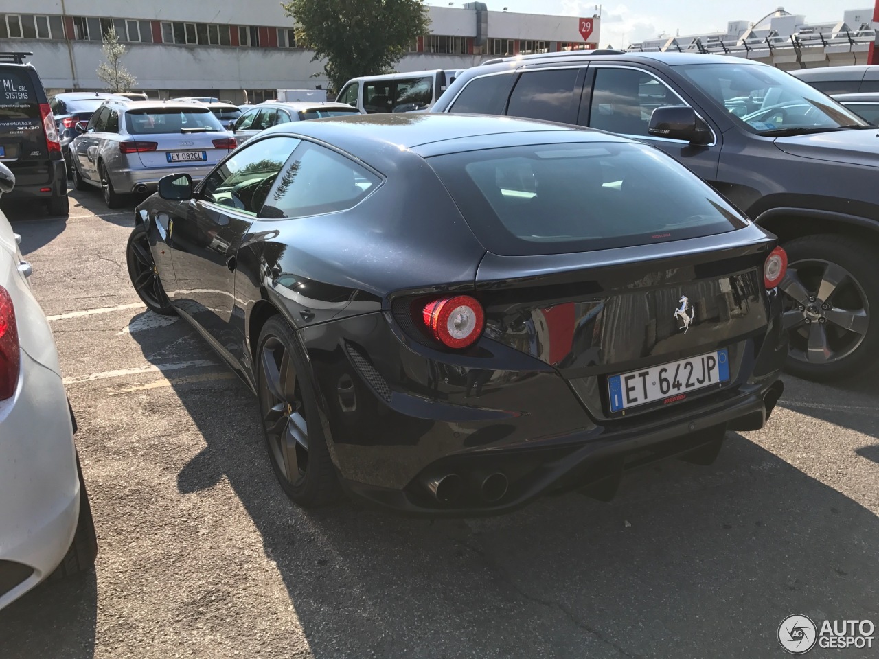 Ferrari FF