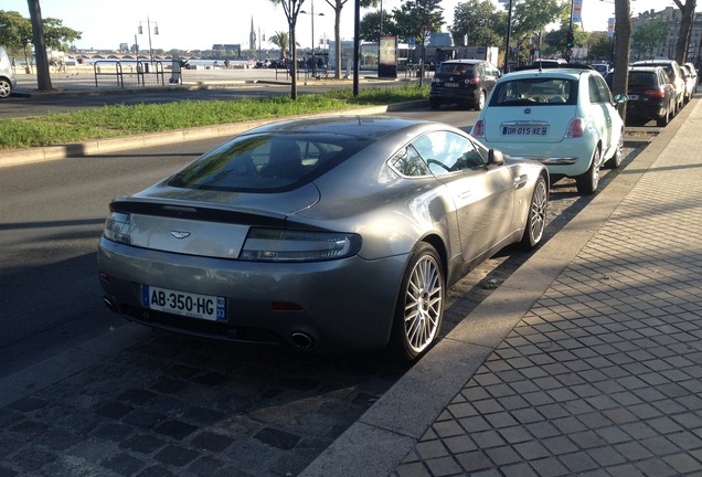 Aston Martin V8 Vantage