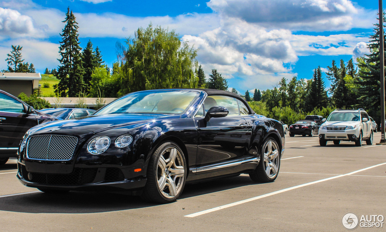 Bentley Continental GTC 2012