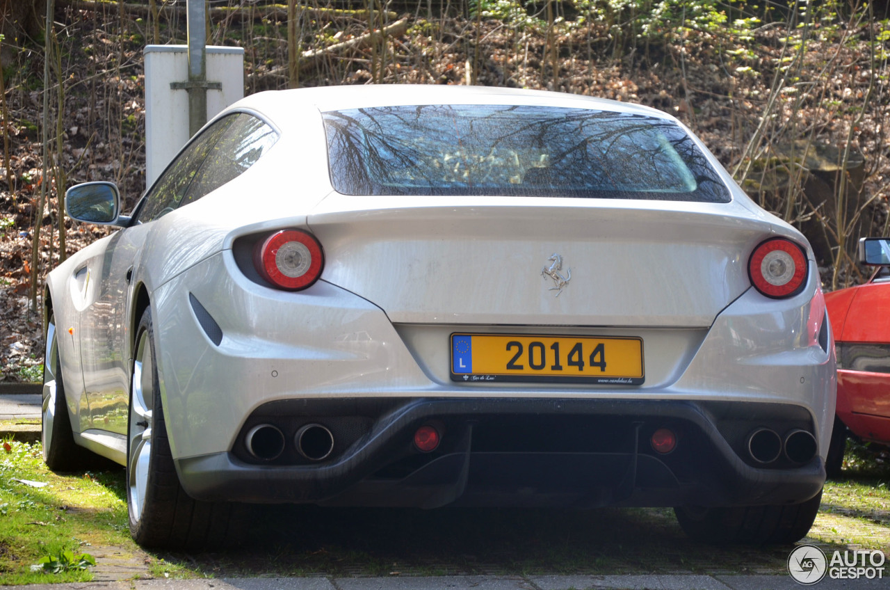 Ferrari FF