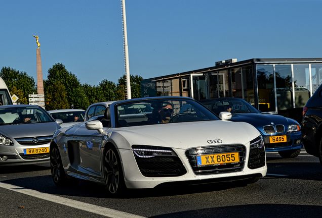 Audi R8 V10 Spyder 2013