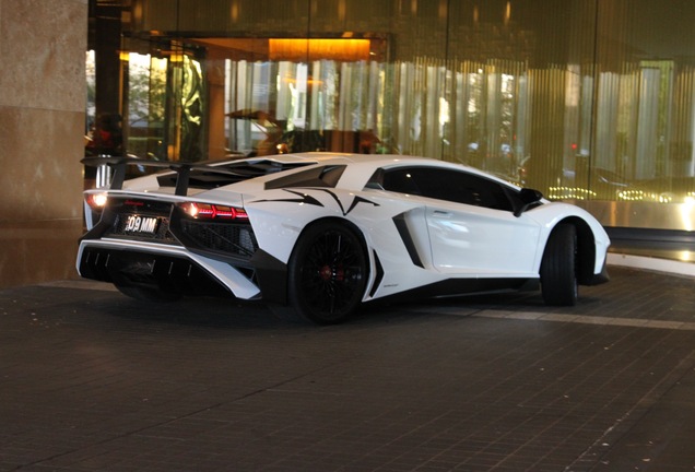 Lamborghini Aventador LP750-4 SuperVeloce