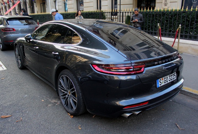 Porsche 971 Panamera Turbo