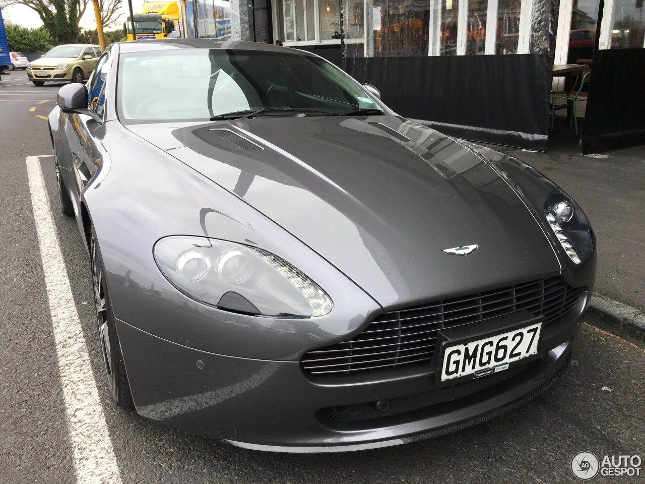 Aston Martin V8 Vantage N420