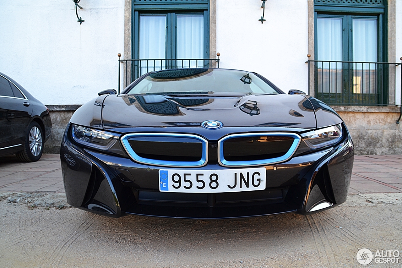 BMW i8