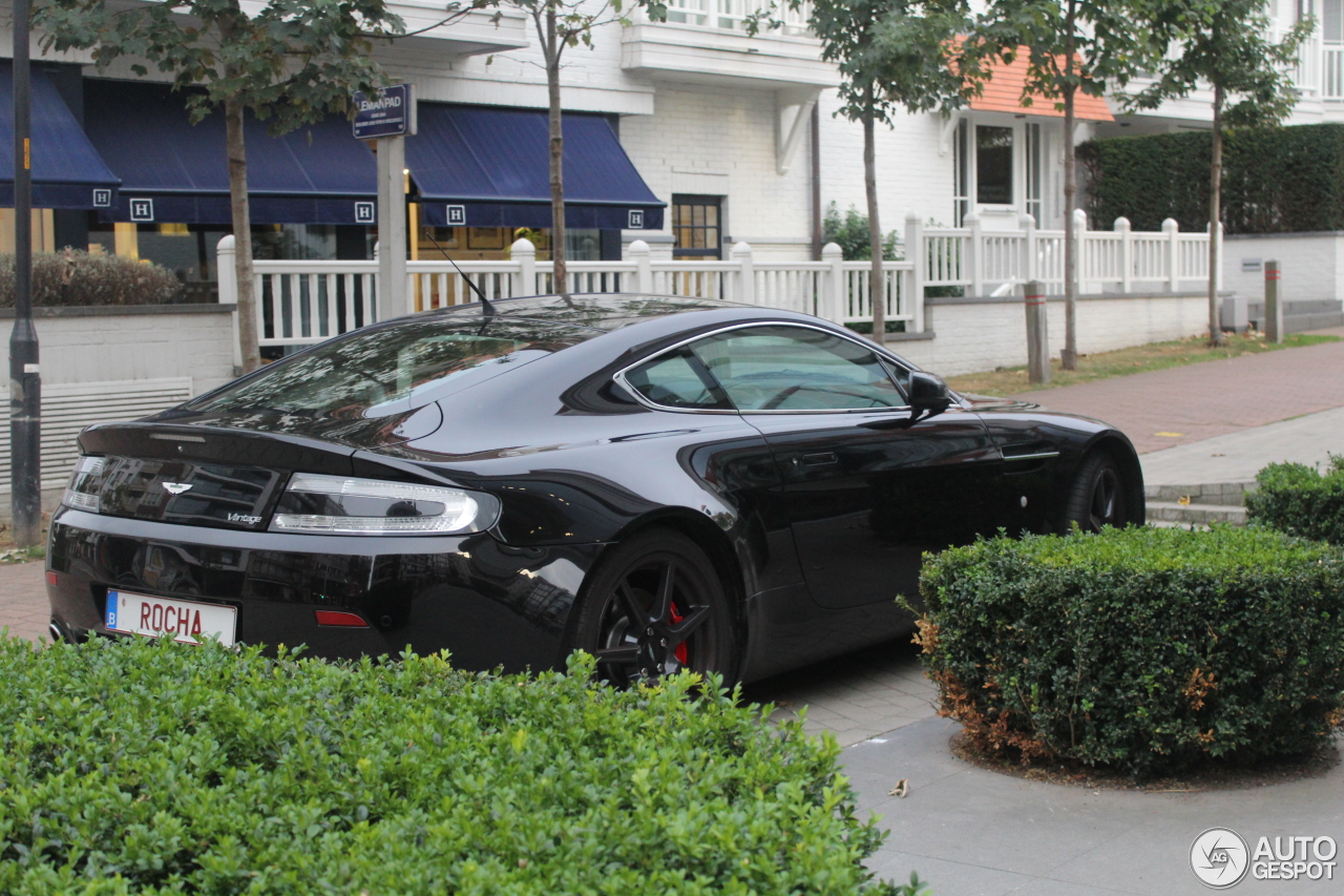 Aston Martin V8 Vantage