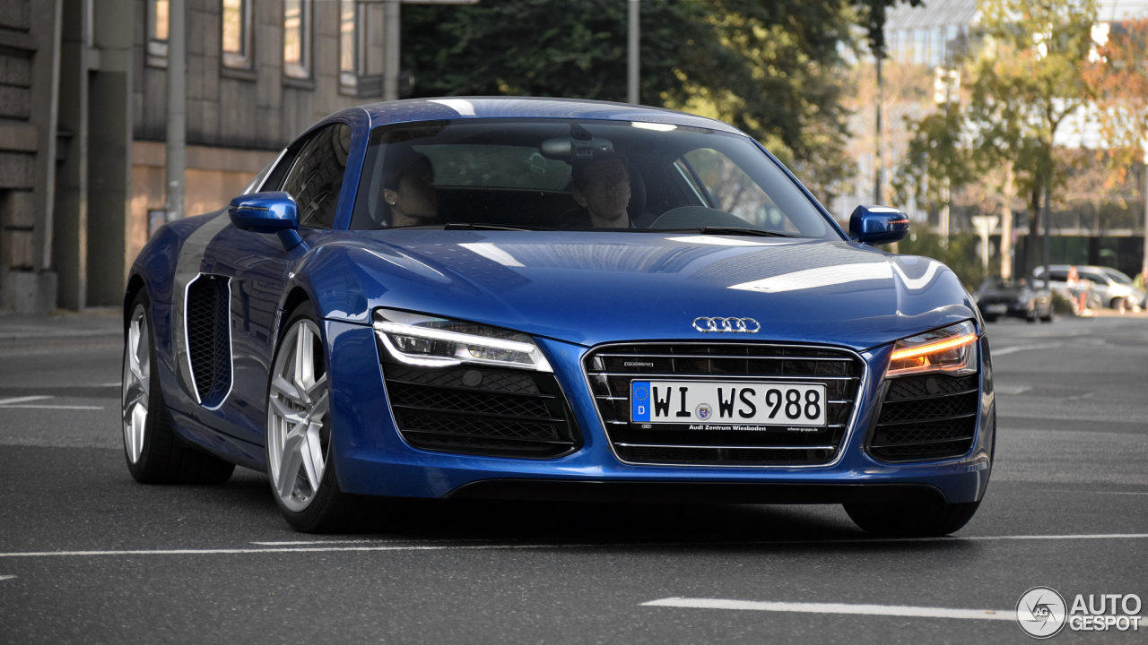 Audi R8 V10 2013