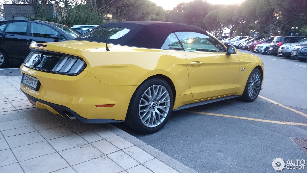 Ford Mustang GT Convertible 2015