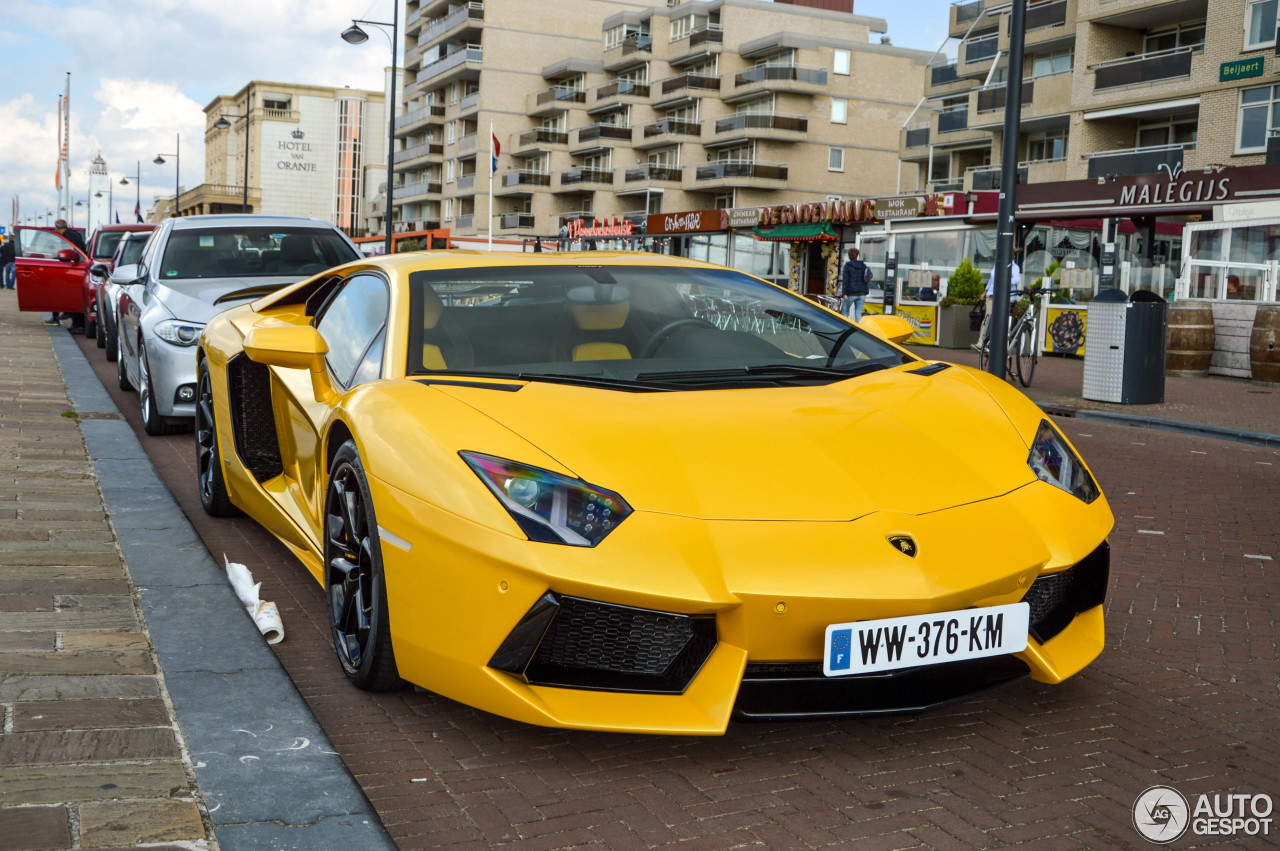 Lamborghini Aventador LP700-4