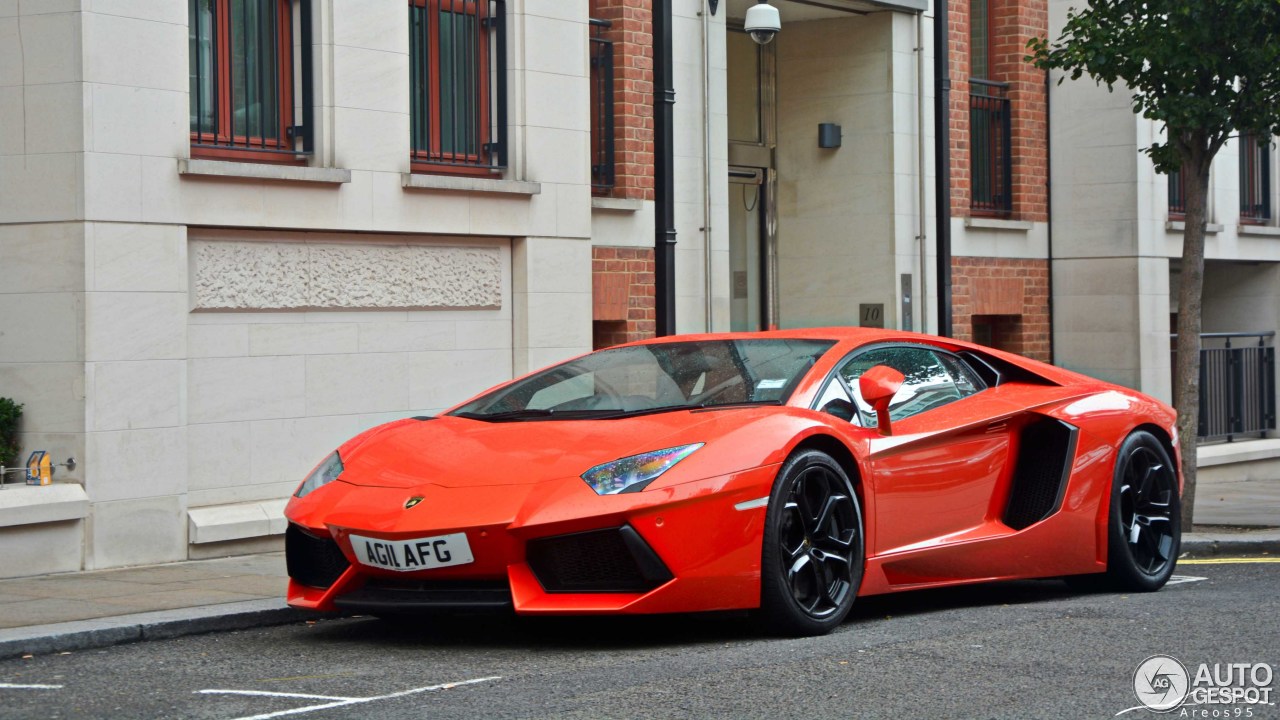 Lamborghini Aventador LP700-4