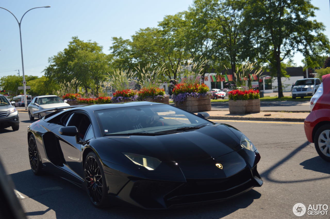 Lamborghini Aventador LP750-4 SuperVeloce