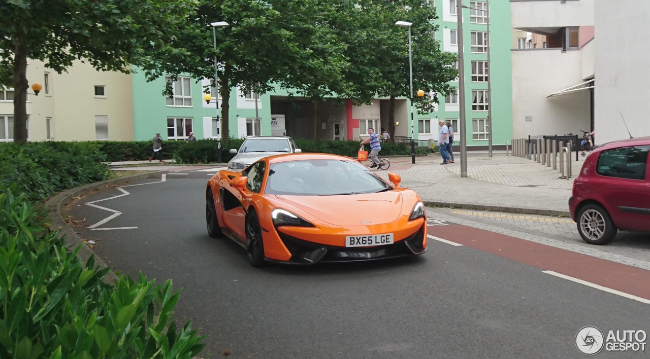 McLaren 570S