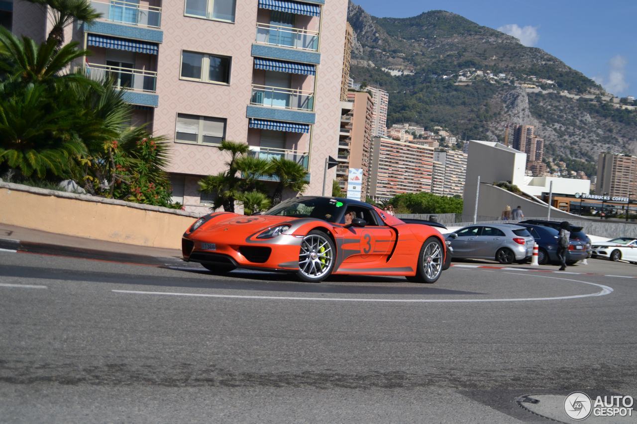 Porsche 918 Spyder Weissach Package