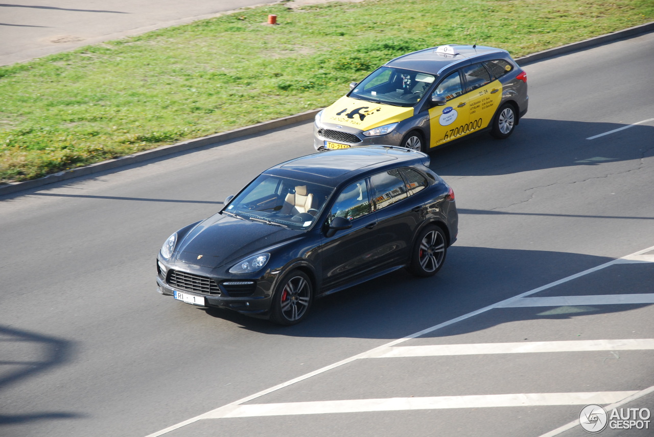 Porsche 958 Cayenne GTS